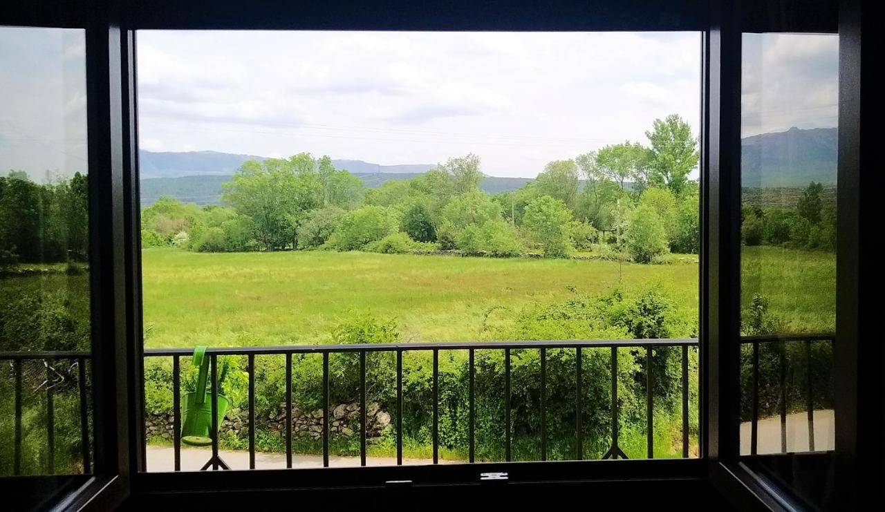 Casa Rural El Remolon Pinuecar ภายนอก รูปภาพ