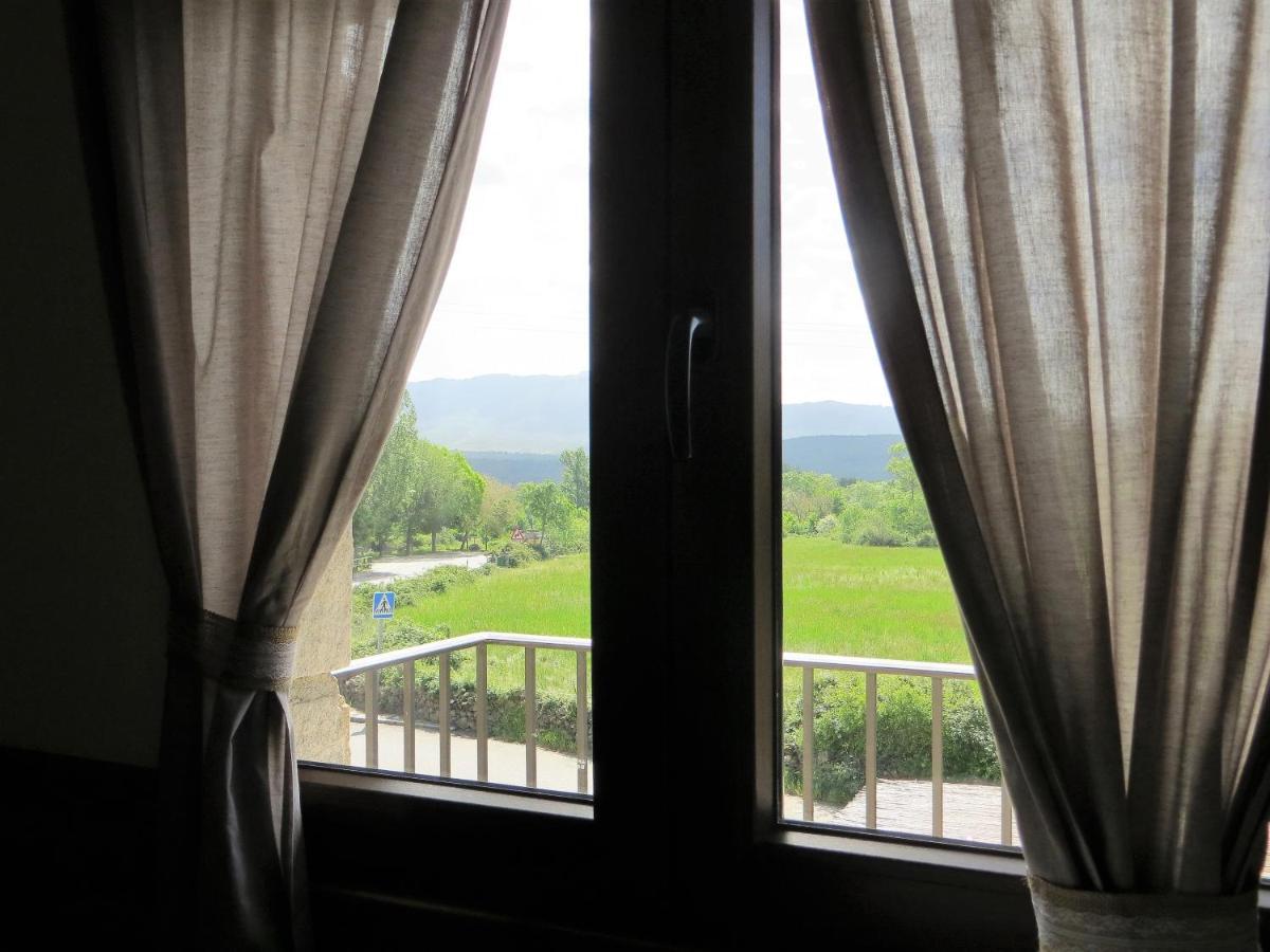 Casa Rural El Remolon Pinuecar ภายนอก รูปภาพ
