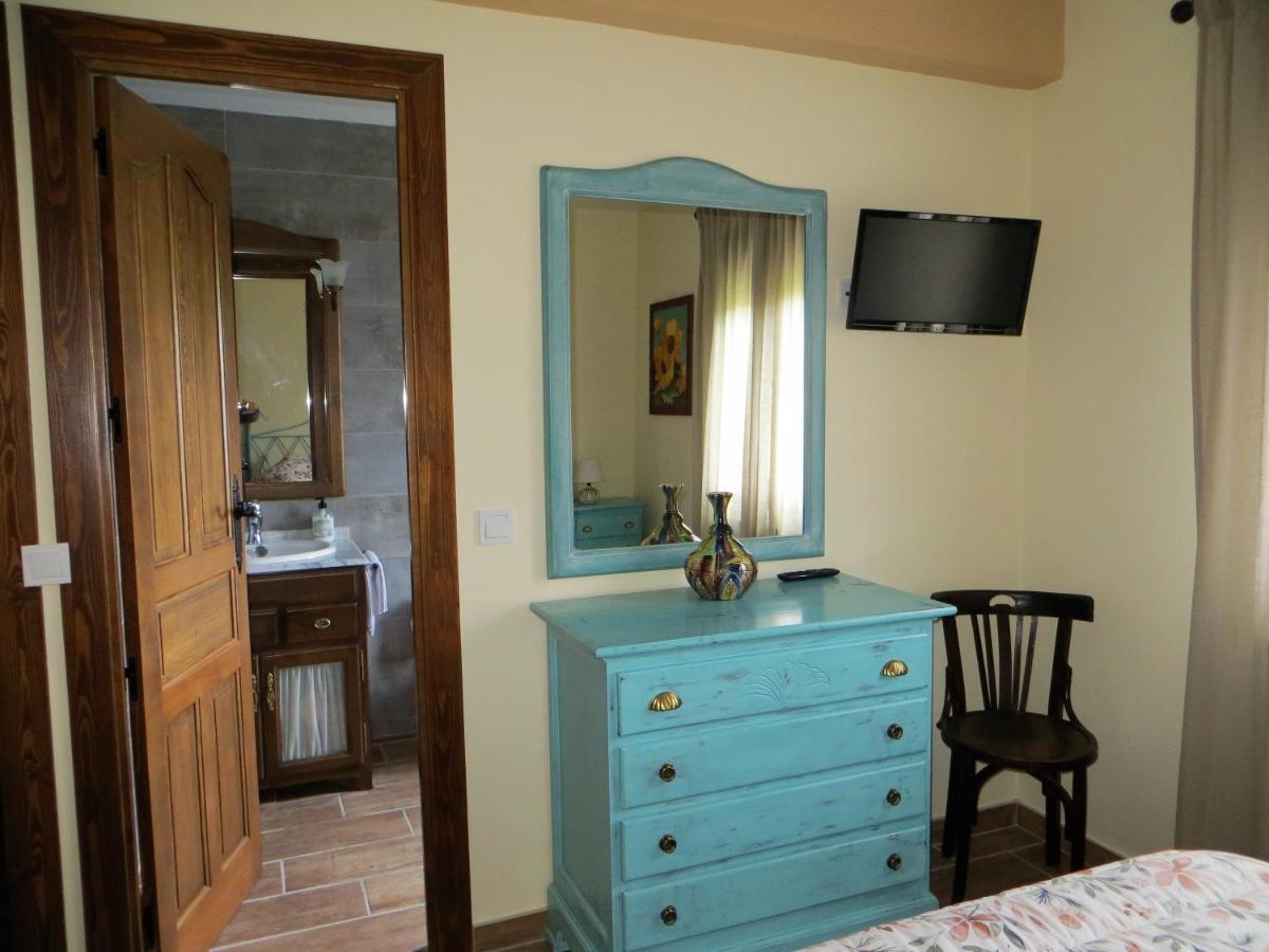 Casa Rural El Remolon Pinuecar ภายนอก รูปภาพ