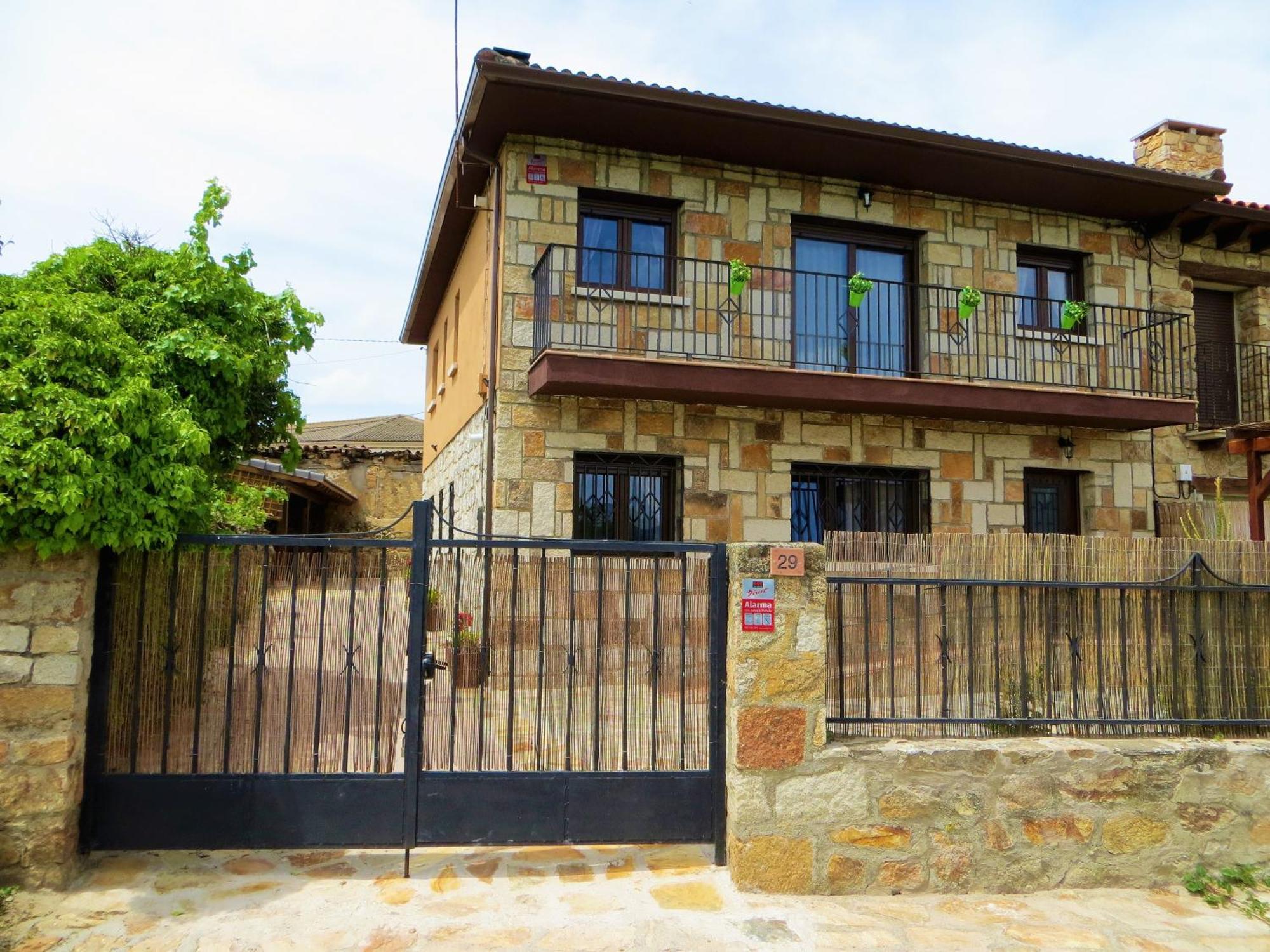 Casa Rural El Remolon Pinuecar ภายนอก รูปภาพ