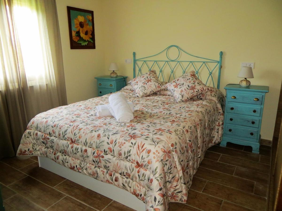 Casa Rural El Remolon Pinuecar ภายนอก รูปภาพ