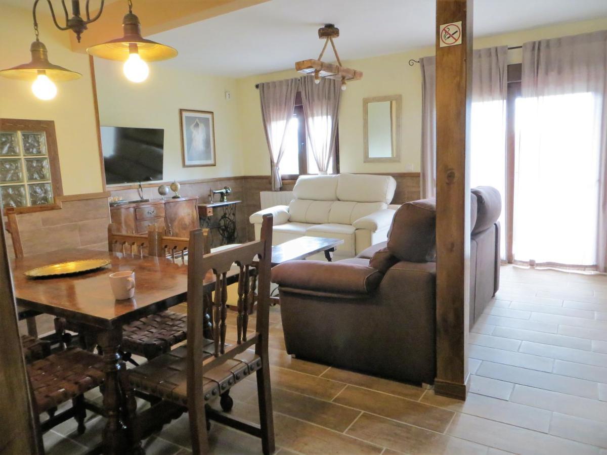 Casa Rural El Remolon Pinuecar ภายนอก รูปภาพ