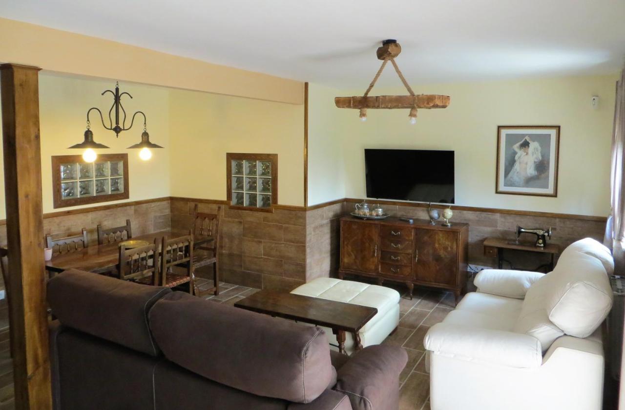 Casa Rural El Remolon Pinuecar ภายนอก รูปภาพ