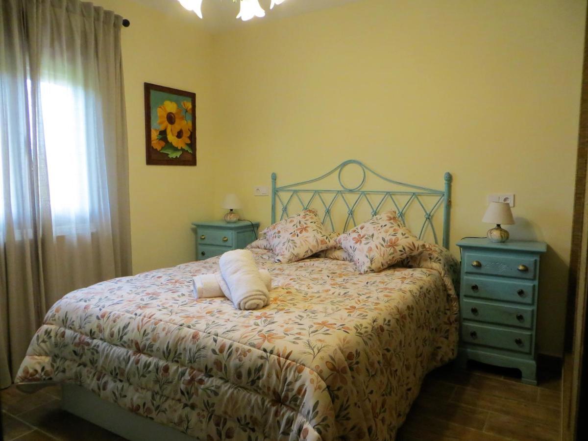 Casa Rural El Remolon Pinuecar ภายนอก รูปภาพ