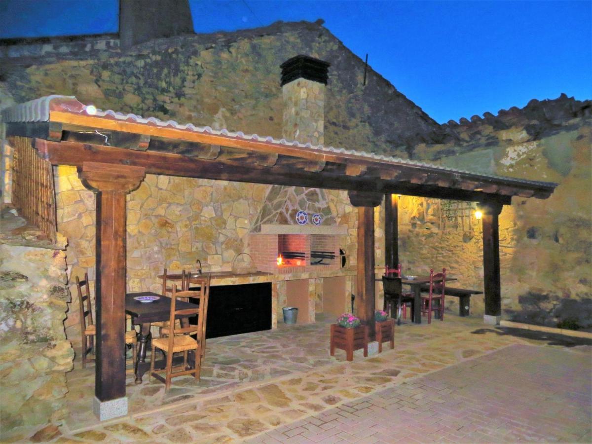 Casa Rural El Remolon Pinuecar ภายนอก รูปภาพ
