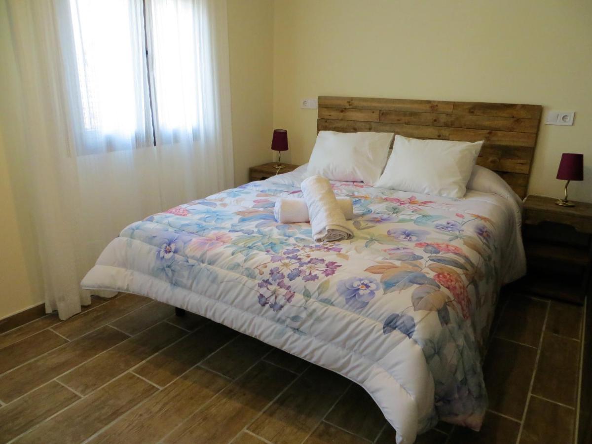 Casa Rural El Remolon Pinuecar ภายนอก รูปภาพ
