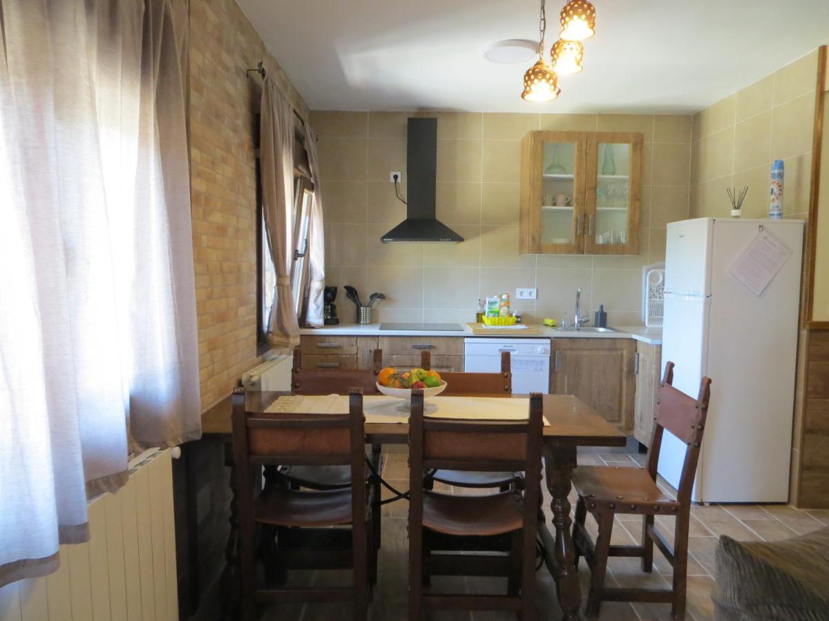 Casa Rural El Remolon Pinuecar ภายนอก รูปภาพ