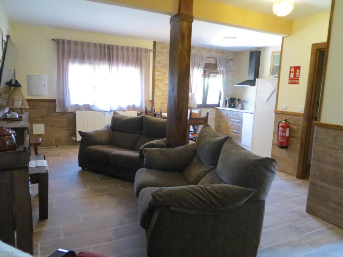 Casa Rural El Remolon Pinuecar ภายนอก รูปภาพ