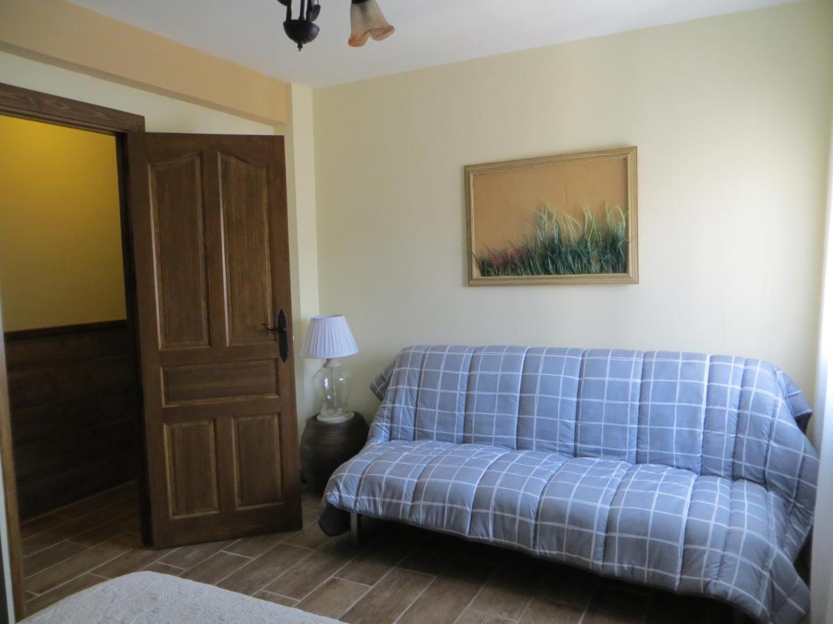 Casa Rural El Remolon Pinuecar ภายนอก รูปภาพ